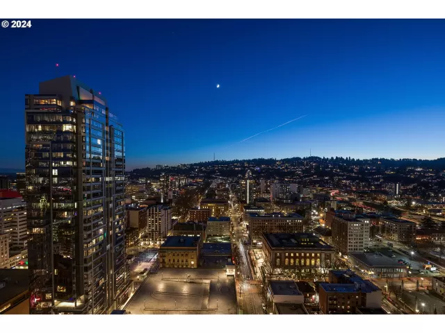 MLS: 679677095 Condo For Sale