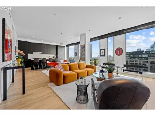 Photo #4: 679799017 Listing 