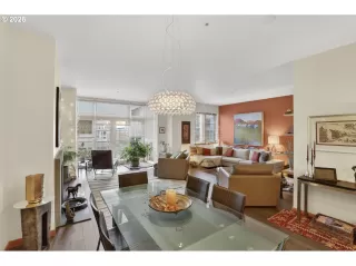 Photo #5: 680687589 Listing