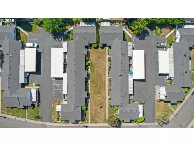 MLS: 680826432 Condo For Sale