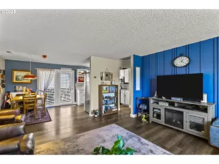 Photo #2: 680826432 Listing