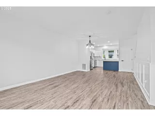 Photo #2: 681472815 Listing