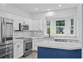 Photo #4: 681472815 Listing