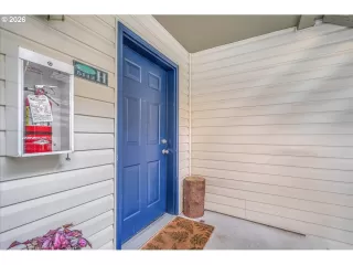 Photo #1: 681721742 Listing 