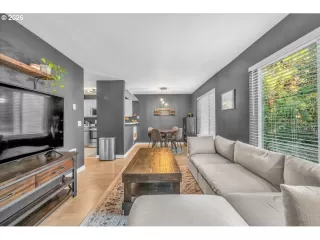 Photo #6: 681721742 Listing 