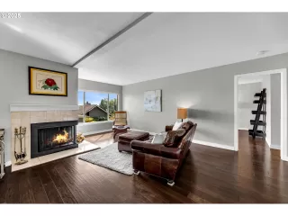 Photo #6: 681765516 Listing 