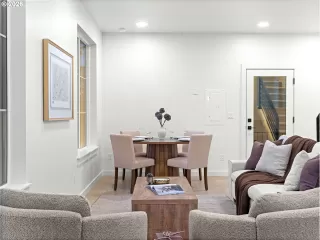 Photo #3: 681985088 Listing 