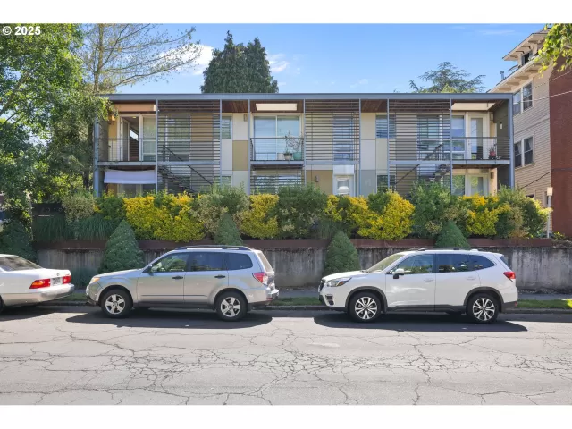 MLS: 682074885 Condo For Sale