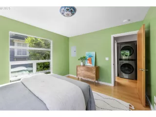 Photo #6: 682074885 Listing 