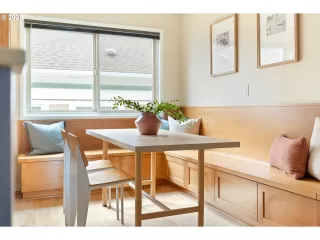 Photo #4: 682670125 Listing