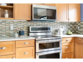 Photo #5: 682670125 Listing