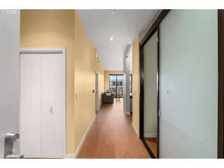 Photo #2: 682921158 Listing