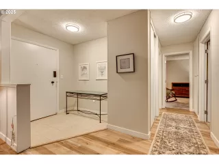 Photo #4: 683191423 Listing 