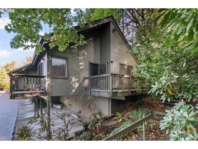 MLS: 683598566 Condo For Sale