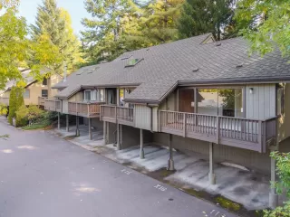 Photo #4: 683598566 Listing 