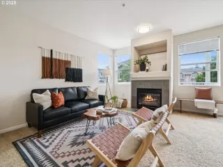 Photo #2: 683845441 Listing 