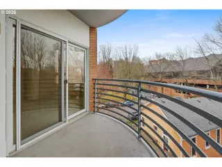 Photo #5: 684293017 Listing 