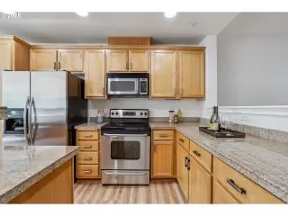 Photo #1: 684411808 Listing