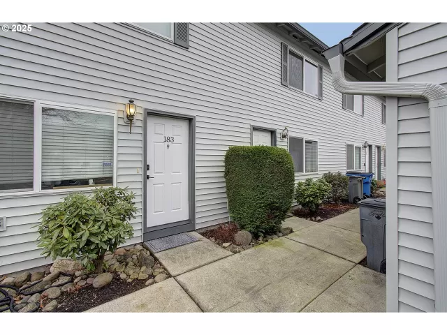 MLS: 684591526 Condo For Sale