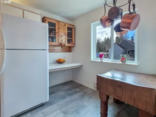 Photo #5: 684629897 Listing 