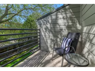 Photo #1: 685575956 Listing