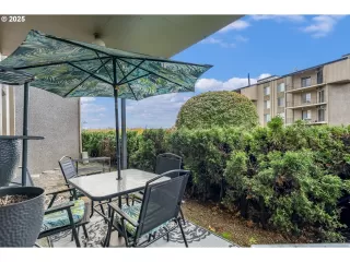 Photo #5: 686424560 Listing 