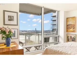 Photo #2: 686804070 Listing 