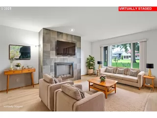 Photo #3: 686984077 Listing 