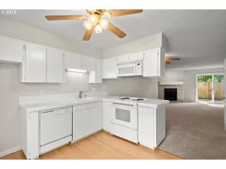 Photo #1: 687121934 Listing 