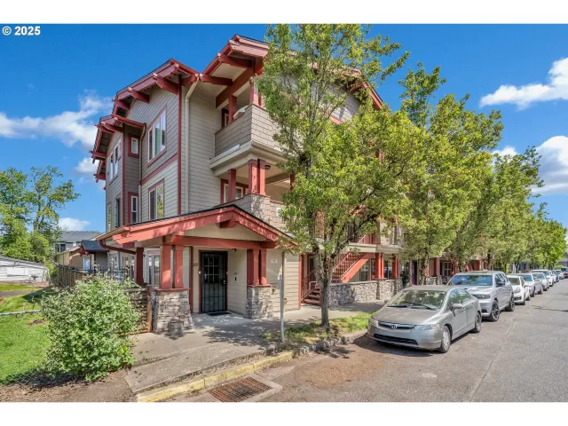 MLS: 687283796 Condo For Sale