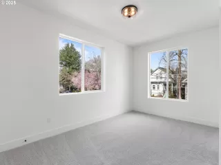 Photo #1: 688544431 Listing 