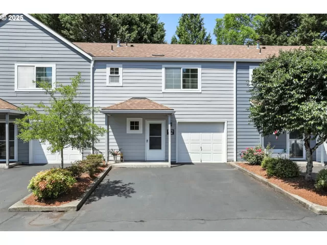 MLS: 688919637 Condo For Sale