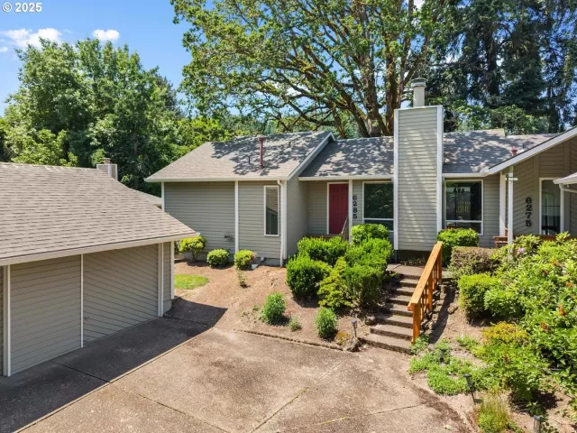 MLS: 688958276 Condo For Sale