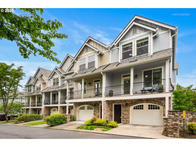 MLS: 689431839 Condo For Sale