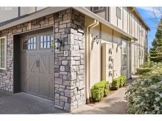 Photo #1: 689470142 Listing 