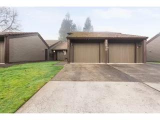 Photo #5: 689969212 Listing 