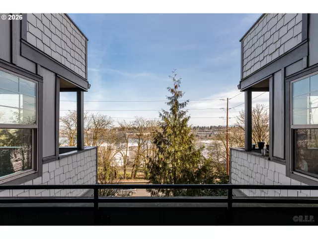 MLS: 690172153 Condo For Sale