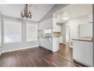 Photo #6: 690222324 Listing 