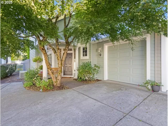 MLS: 690745354 Condo For Sale