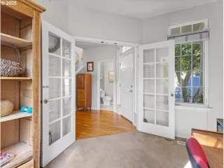 Photo #4: 690745354 Listing