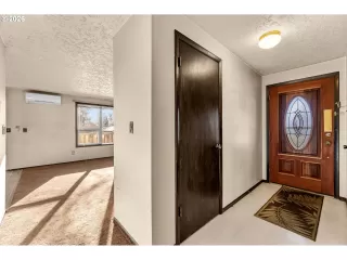 Photo #2: 691150488 Listing