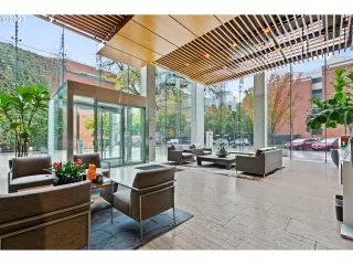 Photo #2: 691532498 Listing 