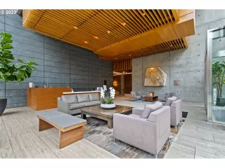 Photo #3: 691532498 Listing 