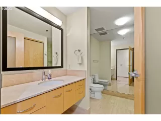 Photo #6: 691532498 Listing 