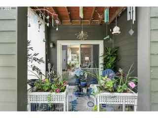 Photo #5: 692086073 Listing 