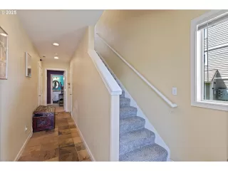 Photo #2: 692342601 Listing