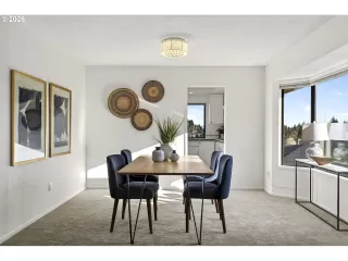 Photo #5: 692515105 Listing 