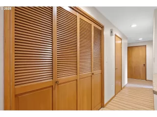 Photo #1: 692645128 Listing