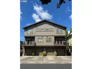 Photo #2: 692774059 Listing 