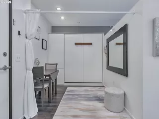 Photo #2: 692795708 Listing 